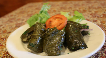 fatoosh-yelanji-grape-leaves